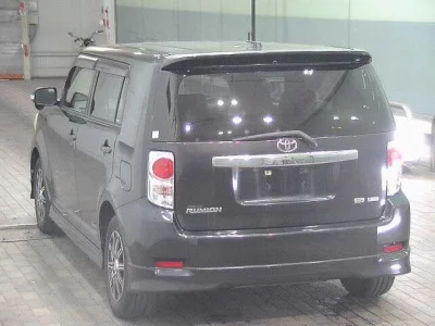 Toyota COROLLA RUMION