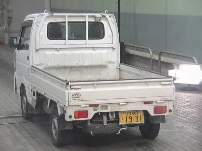 Nissan CLIPPER TRUCK