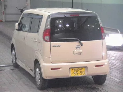 Nissan MOCO