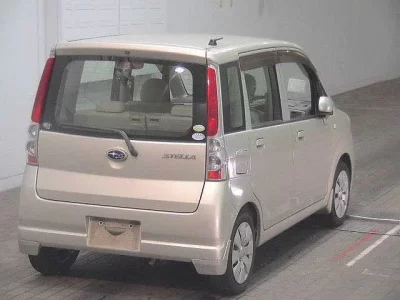 Subaru STELLA