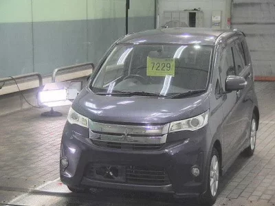 Mitsubishi EK CUSTOM