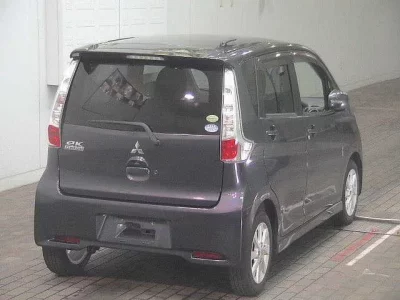 Mitsubishi EK CUSTOM