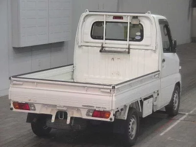 Nissan CLIPPER TRUCK