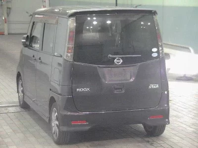 Nissan ROOX