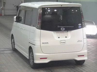 Nissan ROOX