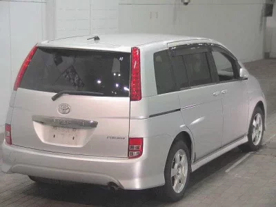 Toyota ISIS