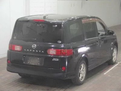 Nissan LAFESTA