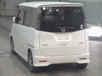 Nissan ROOX