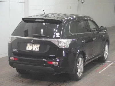 Mitsubishi OUTLANDER PHEV