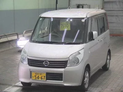 Nissan ROOX