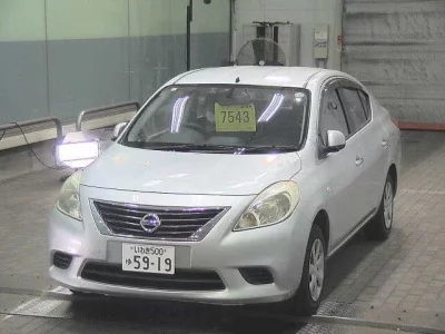 Nissan TIIDA LATIO