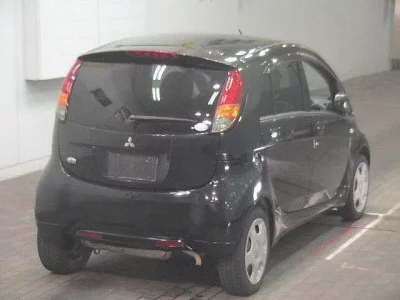 Mitsubishi I