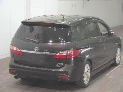 Nissan LAFESTA