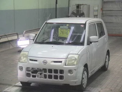 Nissan PINO