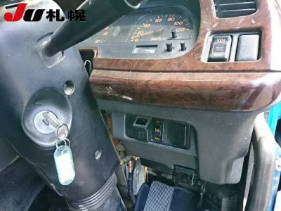 Isuzu GIGA