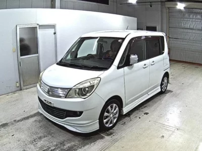 Mitsubishi DELICA D2