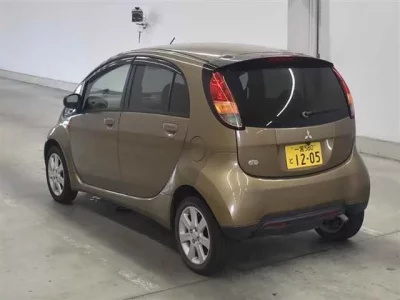 Mitsubishi I