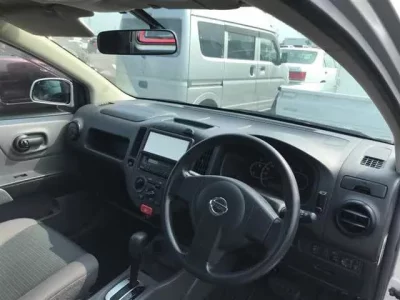 Nissan AD