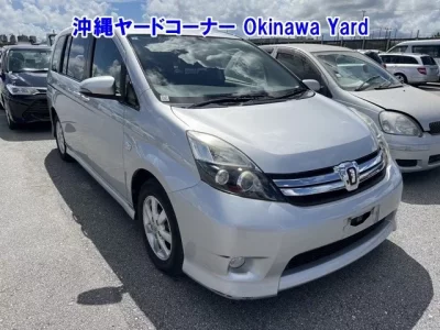 Toyota ISIS
