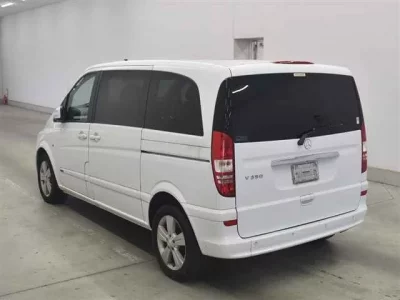 Mercedes-Benz V CLASS