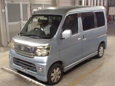 Daihatsu Atrai Wagon