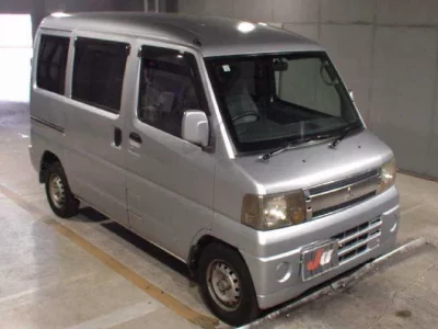 Nissan CLIPPER VAN