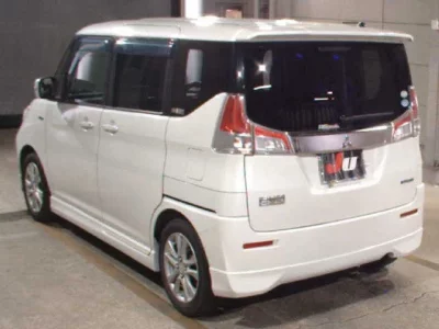 Mitsubishi DELICA D2