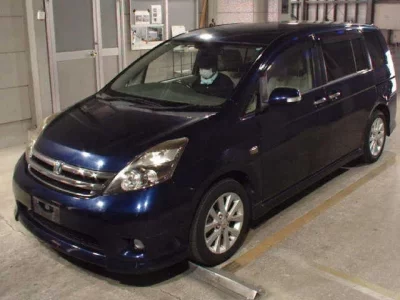 Toyota ISIS