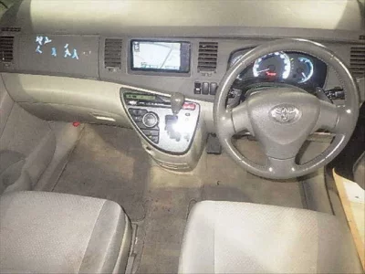 Toyota ISIS