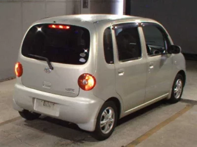 Daihatsu MOVE LATTE