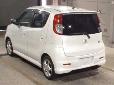 Suzuki MRWAGON