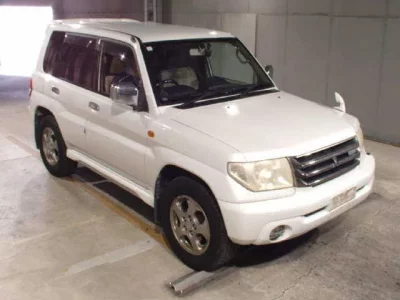 Mitsubishi PAJERO IO