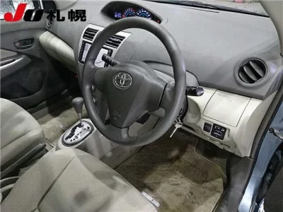 Toyota BELTA