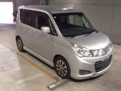 Mitsubishi DELICA D2