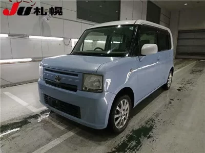 Toyota PIXIS SPACE