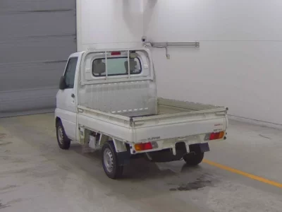 Nissan CLIPPER TRUCK