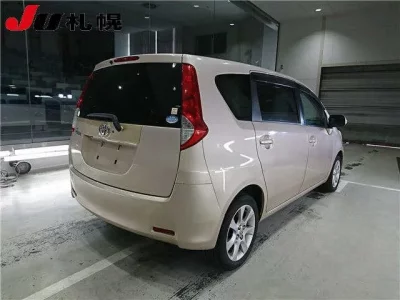 Toyota PASSO SETTE