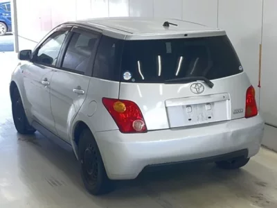 Toyota IST