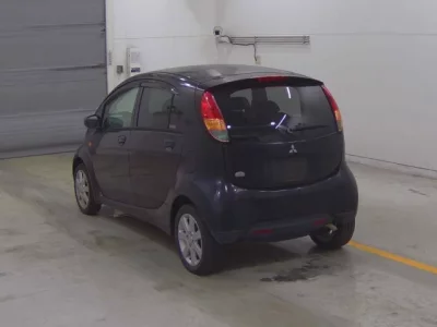 Mitsubishi I