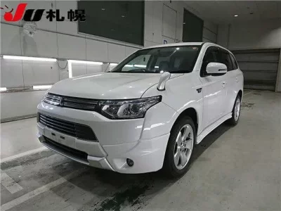 Mitsubishi OUTLANDER PHEV