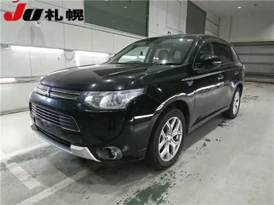 Mitsubishi OUTLANDER PHEV