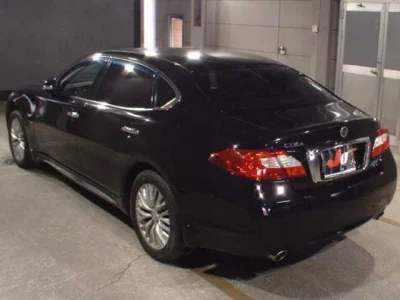 Nissan CIMA