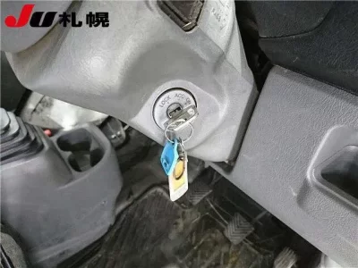 Mitsubishi MINICAB TRUCK
