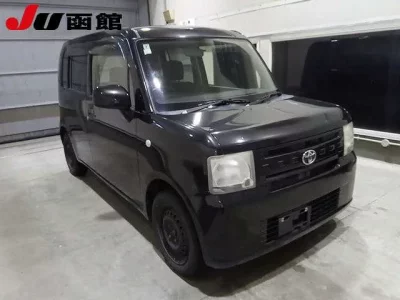 Toyota PIXIS SPACE