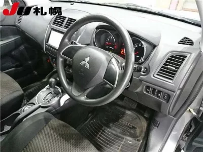 Mitsubishi RVR
