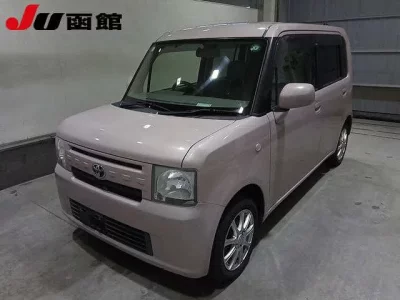 Toyota PIXIS SPACE