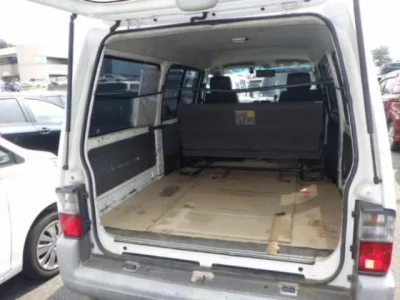 Nissan VANETTE VAN