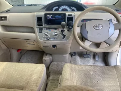 Toyota RAUM