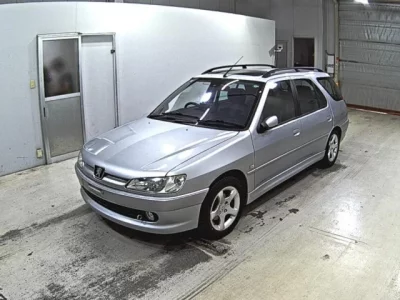 Peugeot 306