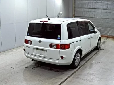 Nissan LAFESTA